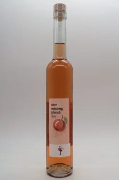 Roter Weinbergpfirsichlikör